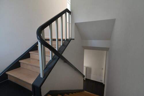 12 Treppenaufgang - 