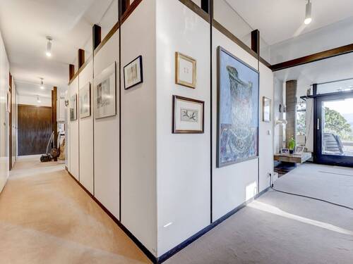 Flur - Etagenwohnung mit 187,00 m&sup2; in Freiburg im Breisgau zum Kaufen