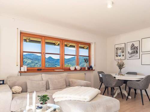 Einfach malerisch. - 4 Zimmer Doppelhaushälfte in Schliersee