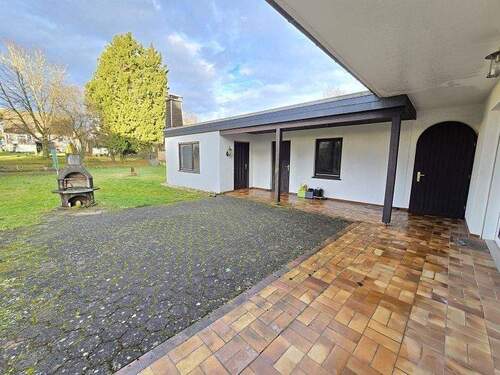 Terrasse und Garten 2 - 