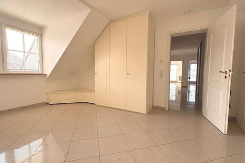 Schlafzimmer 1. OG - 