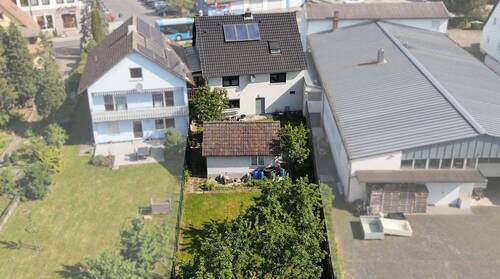 Außenaufnahme - 7 Zimmer Mehrfamilienhaus, Wohnhaus zum Kaufen in Wertheim