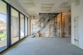 Studio - 