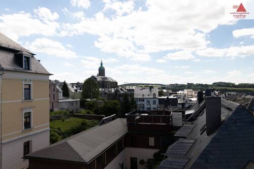 Ausblick - Direkt im Zentrum von Annaberg wohnen - 2-Raum-Wohnung mit Gartennutzung!!