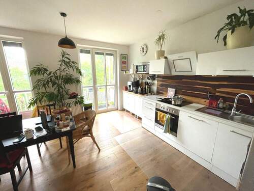 Koch- und Essbereich - 4 Zimmer Etagenwohnung in Oberschleißheim