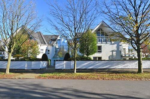 Außenansicht - 6 Zimmer Etagenwohnung zum Kaufen in Essen