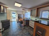 Küche.jpg - 6 Zimmer Einfamilienhaus zum Kaufen in Königsbrunn