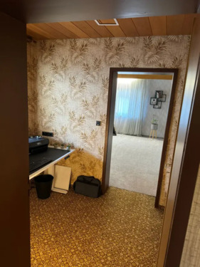 ccec6b8f-9d23-46c2-bce8-4cd3850e660f-1900532125 - 