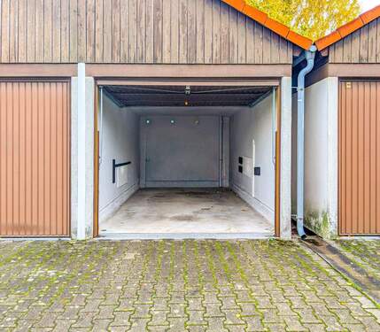 Garage - 