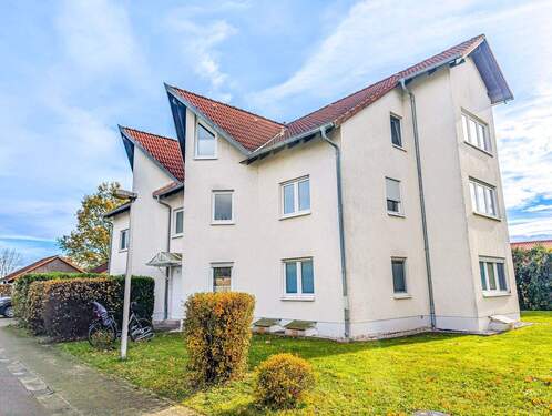 Eckansicht - 3 Zimmer Etagenwohnung zum Kaufen in Schönwölkau
