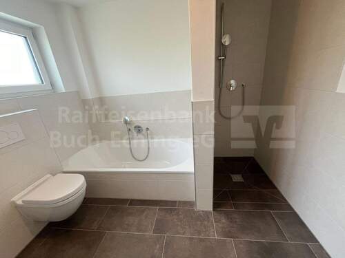 OG 1 Bad Dusche, Wanne.jpeg - 