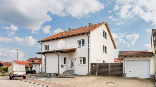 Außenansicht 1 - 4 Zimmer Doppelhaushälfte in Rohr i. Nb.