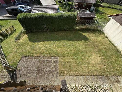 OG Blick vom Balkon in den Garten - 