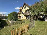 Außenansicht Gartenseite - Ideal für die große Familie: Meisterhaft Stein auf Stein gebautes 1- bis 2 Familienhaus mit Garten
