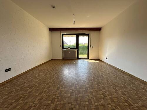EG Zimmer zum Garten / Terrasse - 7 Zimmer Einfamilienhaus in Hirrlingen
