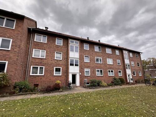 Außenansicht - 3-Zimmer-Wohnung mit Balkon nahe der Uni Lüneburg!