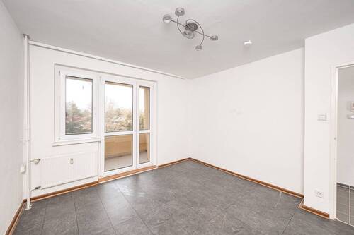 Wohnzimmer - 2 Zimmer Etagenwohnung in Berlin