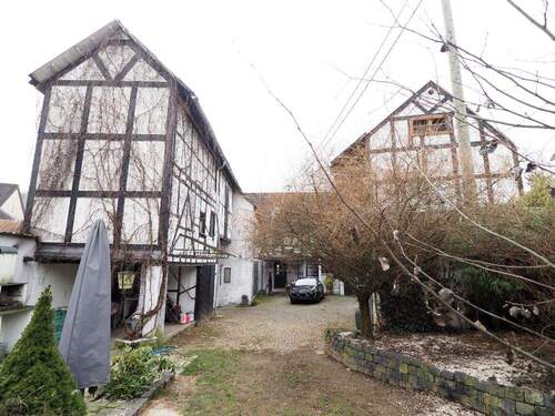 großer Hof - Einfamilienhaus mit 210,00 m&sup2; in Runkel zum Kaufen