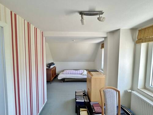 Zimmer 2 OG - 