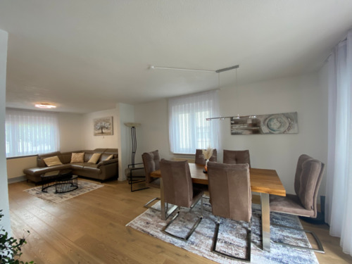 Lebensbereich - 5 Zimmer Doppelhaushälfte in Gärtringen