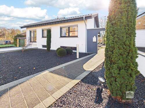 Vorderansicht - 4 Zimmer Bungalow in Hückelhoven