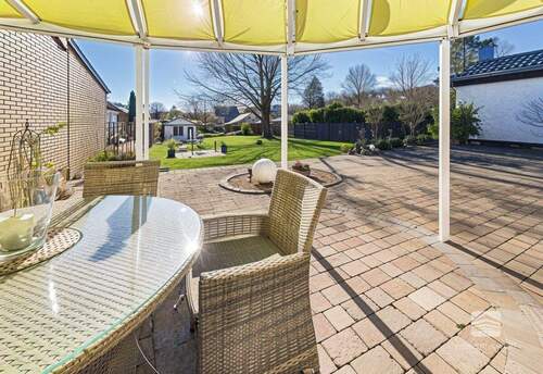 überdachte Terrasse - 