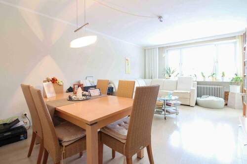 Wohn-Essbereich - 3 Zimmer Einfamilienhaus zum Kaufen in Hamburg