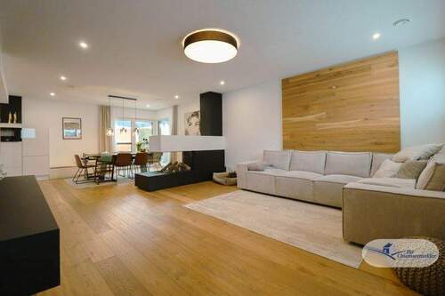 Wohnbereich - 4 Zimmer Einfamilienhaus zum Kaufen in Bernau am Chiemsee