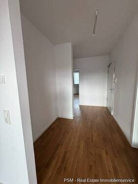 b3 - 