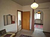 mit Durchgang zum 3. Schlafzimmer - 