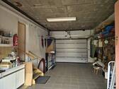 Garage mit Sektionaltor - 