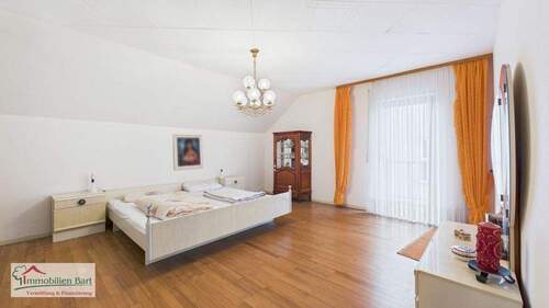Schlafzimmer DG - 
