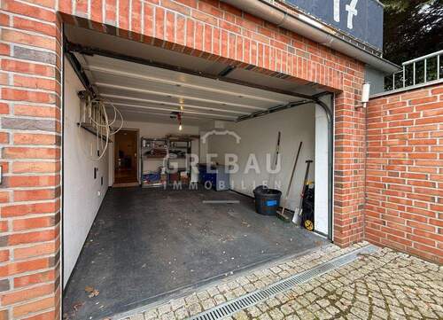 Garage - 
