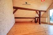 Zimmer 2 - 