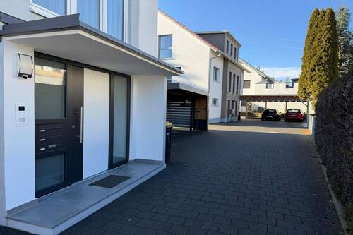 Hauseingangsbereich - 