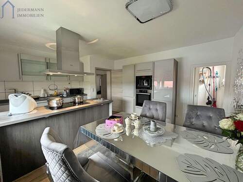 Küche - 7 Zimmer Mehrfamilienhaus, Wohnhaus in Friedewald