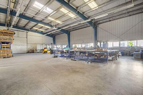 Halle 1 - Halle in Werneuchen zum Kaufen