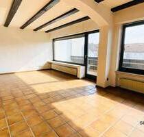 Hüsten: Geräumige, helle Wohnung mit 4-Zimmern, KDB, 120m² und großem Balkon - Arnsberg Neheim-Hüsten