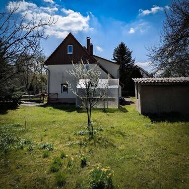 Garten 1 - 5 Zimmer Einfamilienhaus in Schönau-Berzdorf