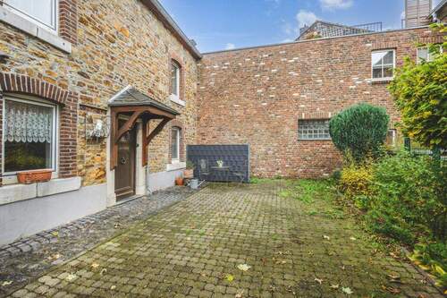 Innenhof - 4 Zimmer Einfamilienhaus in Aachen