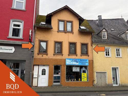 Straßenansicht - Alles unter einem Dach: Leben, Arbeiten, Wohlfühlen