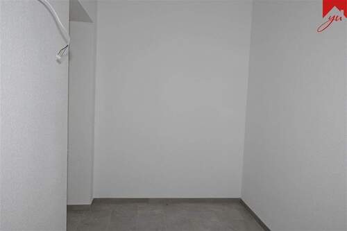 Eingangsbereich - 3 Zimmer Etagenwohnung zur Miete in Schortens