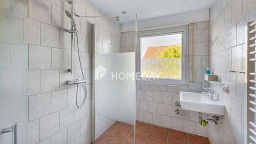 1. OG Badezimmer 1 - 