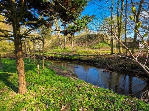 Gartenufer - Reihenmittelhaus in idyllischer Lage an der Mühlenau in Rellingen