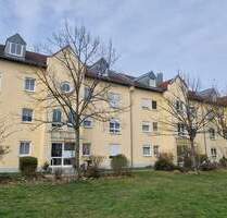 vermietete 2-Raum Wohnung mit Balkon und Stellplatz in Lindenthal - Leipzig