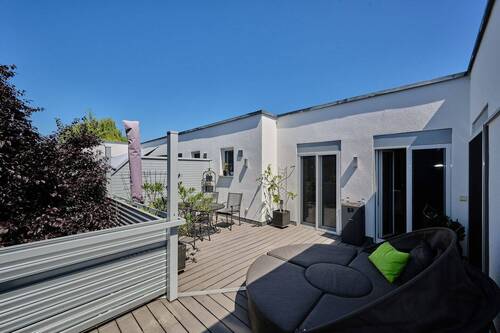 ETW Kagers Balkon II - Stilvolles Wohnen in Straubing-Kagers: Lichtdurchflutetes Loft mit ca. 31?m² Balkon