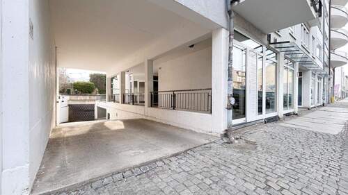 Tiefgarageneinfahrt - 