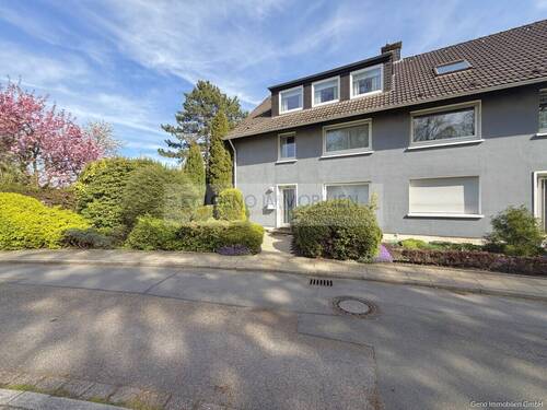 Hausansicht - Familienidyll im Essener Süden - Ein Zuhause für Generationen