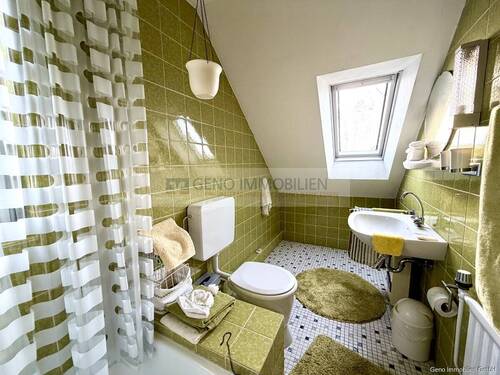 Badezimmer Dachgeschoss - 