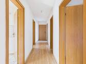Diele Blickrichtung Wohnungstür - 